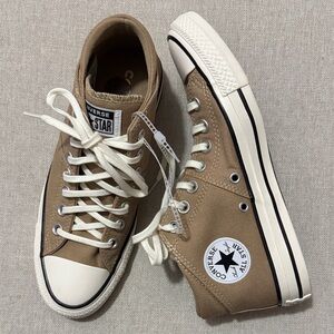 NWT Wmns Converse Mid-Top-Sz 8-Taupe-White Soles-Cloth Uppers-Cushioned Ankle